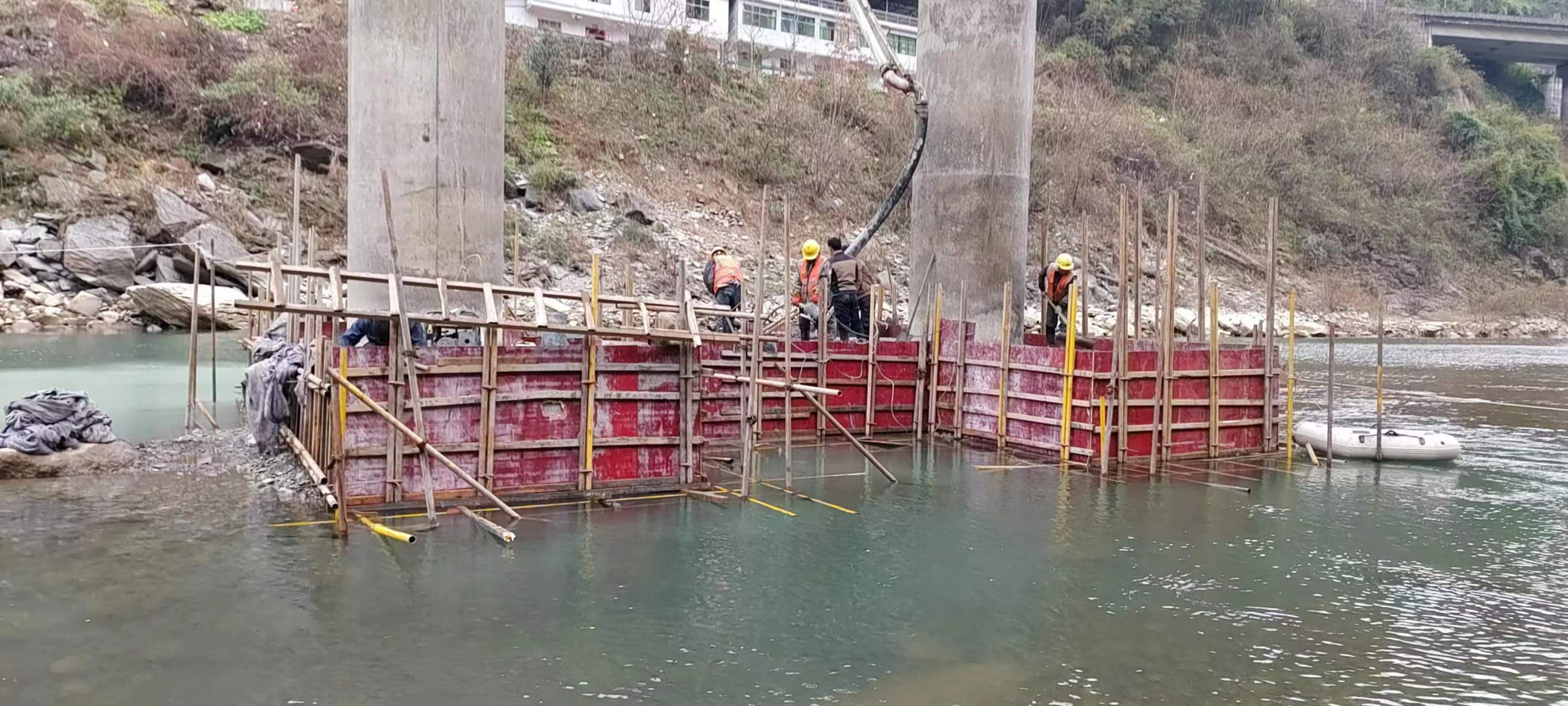 丹东水利工程施工中堤坝渗漏原因以及防渗加固技术